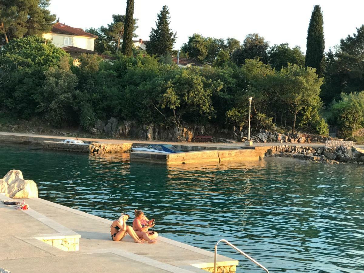Apartment Aquamarin, Blizu Mora S Pogledom Na More, Za Do 6 Osoba Malinska Luaran gambar